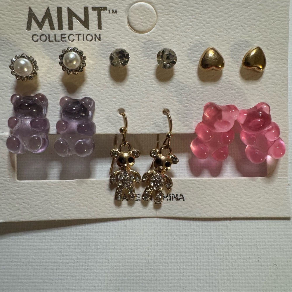 New MINT 6 pack Gummy Bear earrings